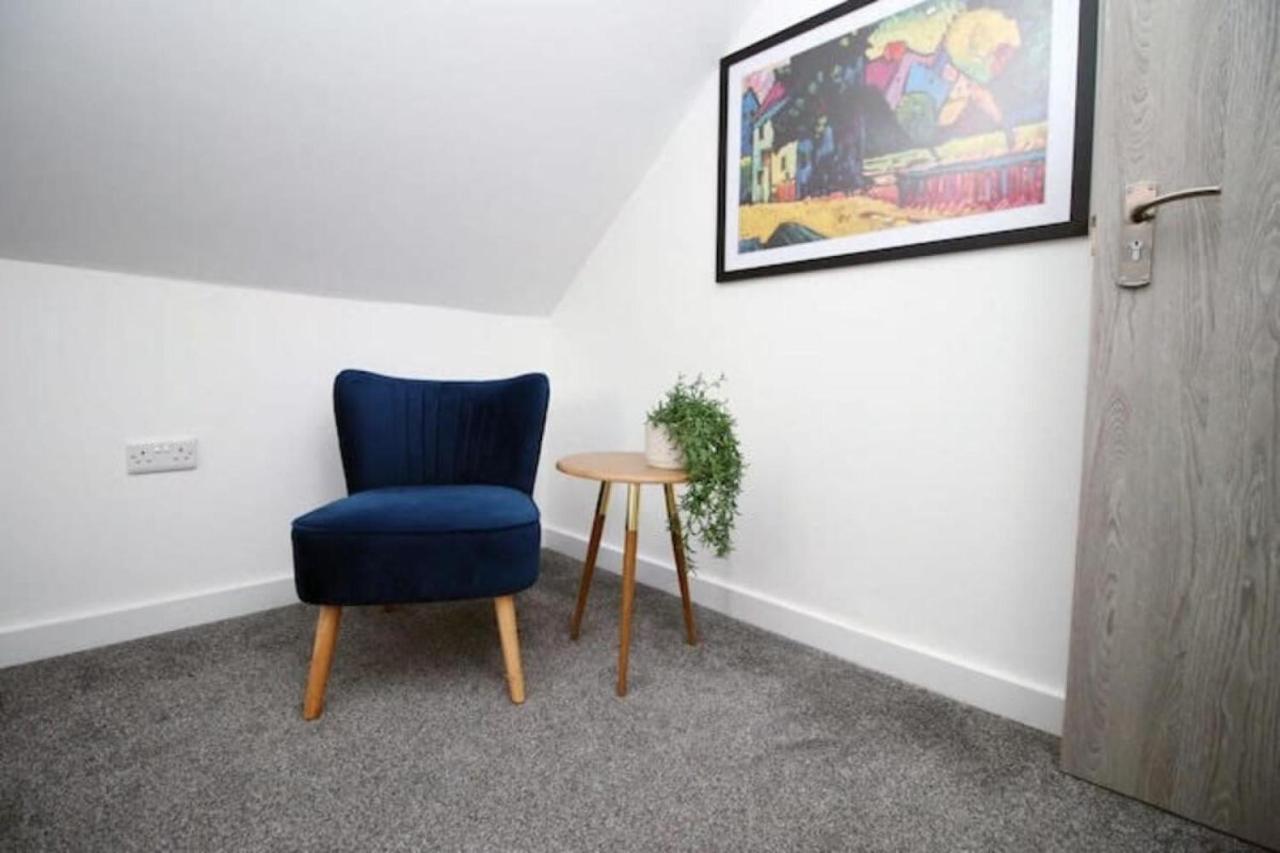 Flat In Cardiff City Centre Exteriör bild