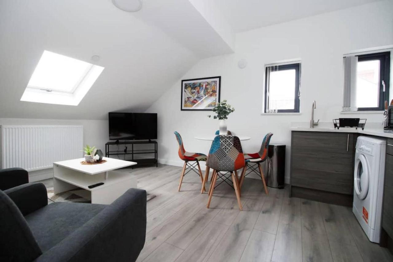 Flat In Cardiff City Centre Exteriör bild