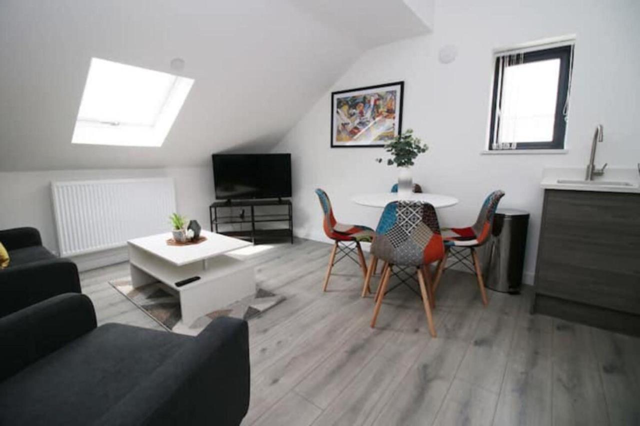 Flat In Cardiff City Centre Exteriör bild